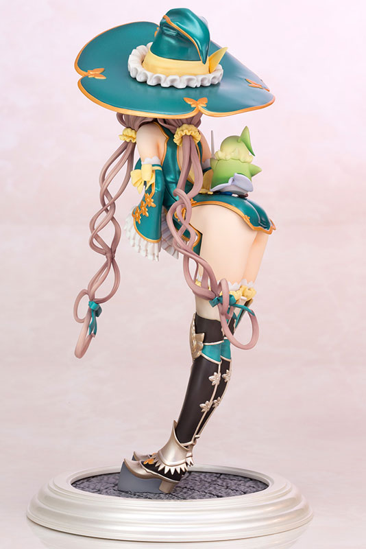 Shining Resonance - Rinna Mayfield