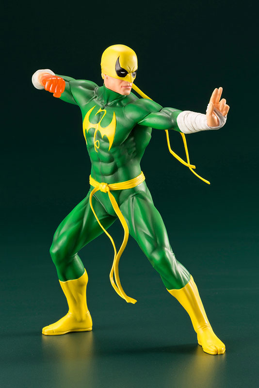 ARTFX+ - MARVEL UNIVERSE Defenders: Iron Fist