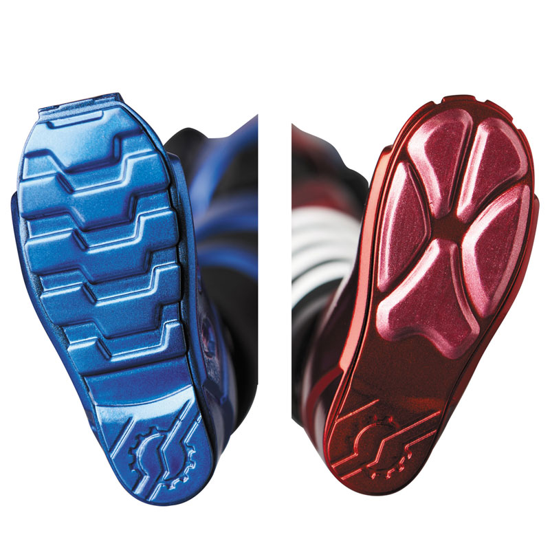 Real Action Heroes No.779 RAH GENESIS - Kamen Rider Build Rabbit Tank Form