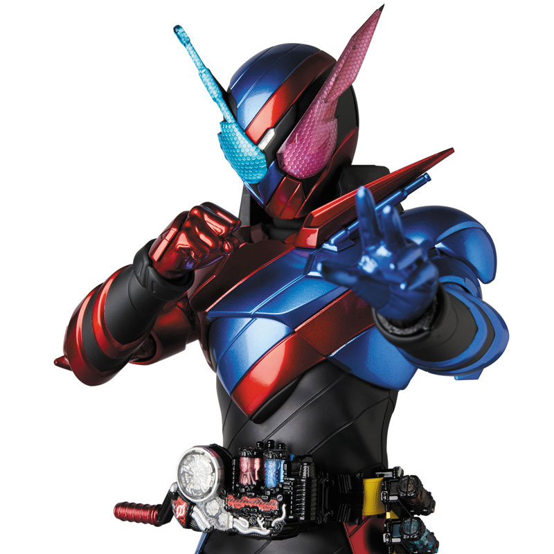 Real Action Heroes No.779 RAH GENESIS - Kamen Rider Build Rabbit Tank Form