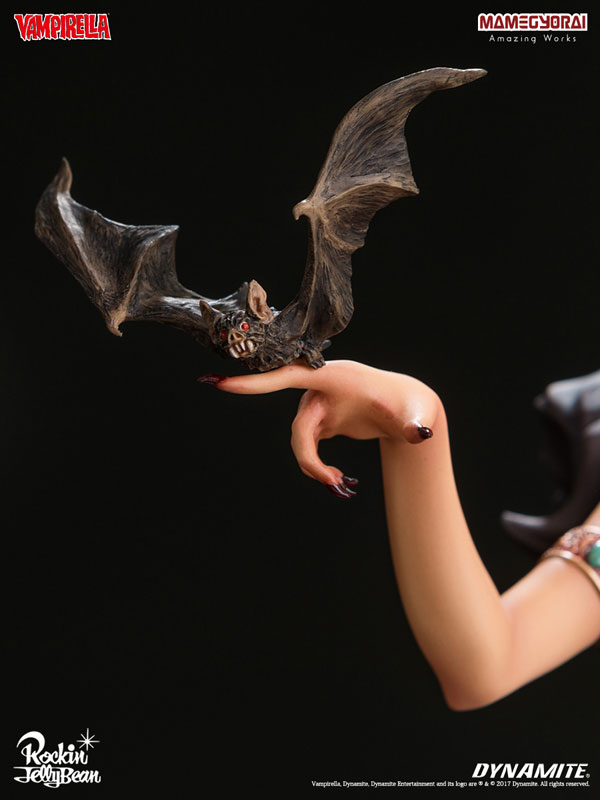 Super Mixture Model vol.3 - Dynamite vs. Rockin' Jelly Bean: Vampirella