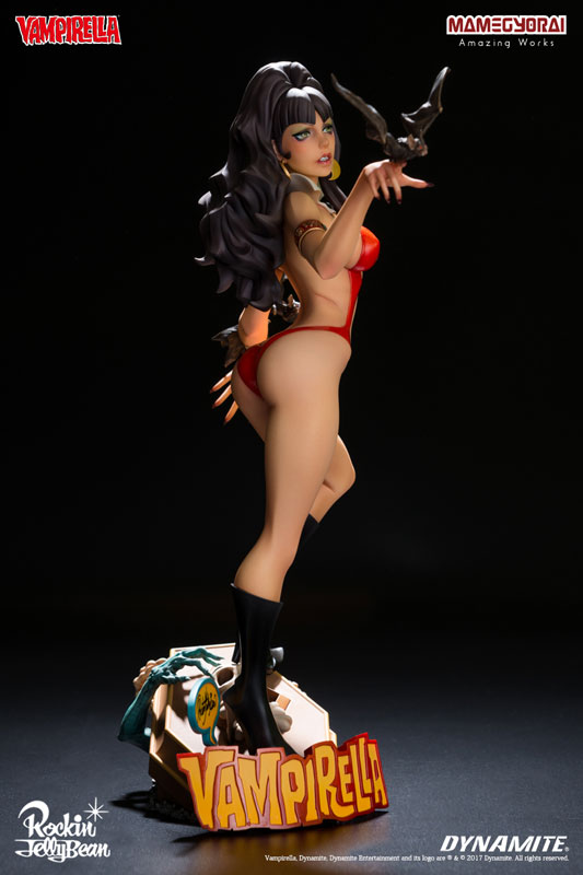 Super Mixture Model vol.3 - Dynamite vs. Rockin' Jelly Bean: Vampirella