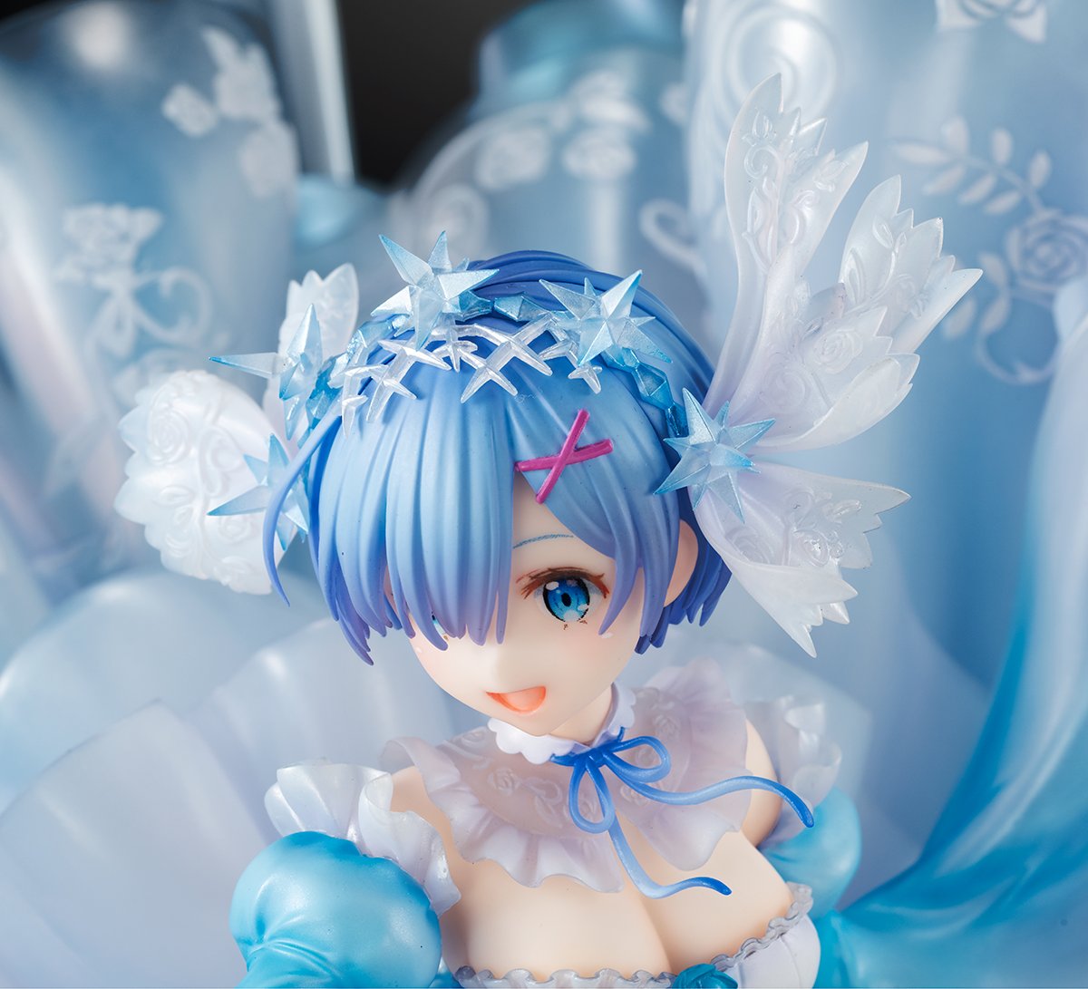 Re: ZERO - Starting Life in Another World - Rem -Crystal Dress Ver- 1/7 SHIBUYA SCRAMBLE FIGURE (eStream)