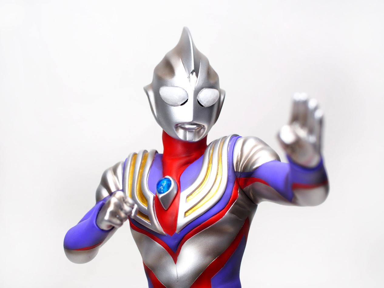 CCP 1/6 Ultraman Tiga Multi Type Ver. (Suit Actor Shunsuke Gondo Version)