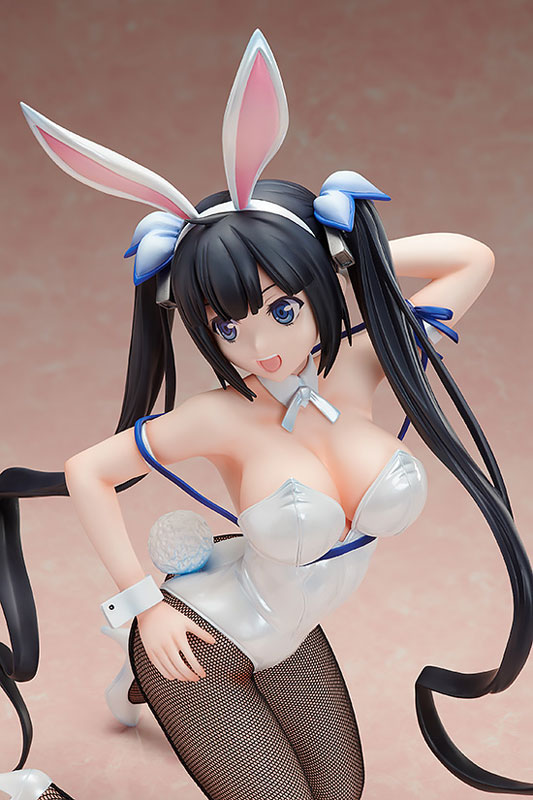 B-STYLE Is It Wrong to Try to Pick Up Girls in a Dungeon? II Hestia Bunny Ver. 1/4 (FREEing)