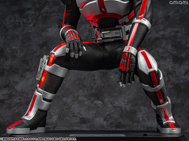 Ultimate Article Kamen Rider Faiz (MegaHouse)