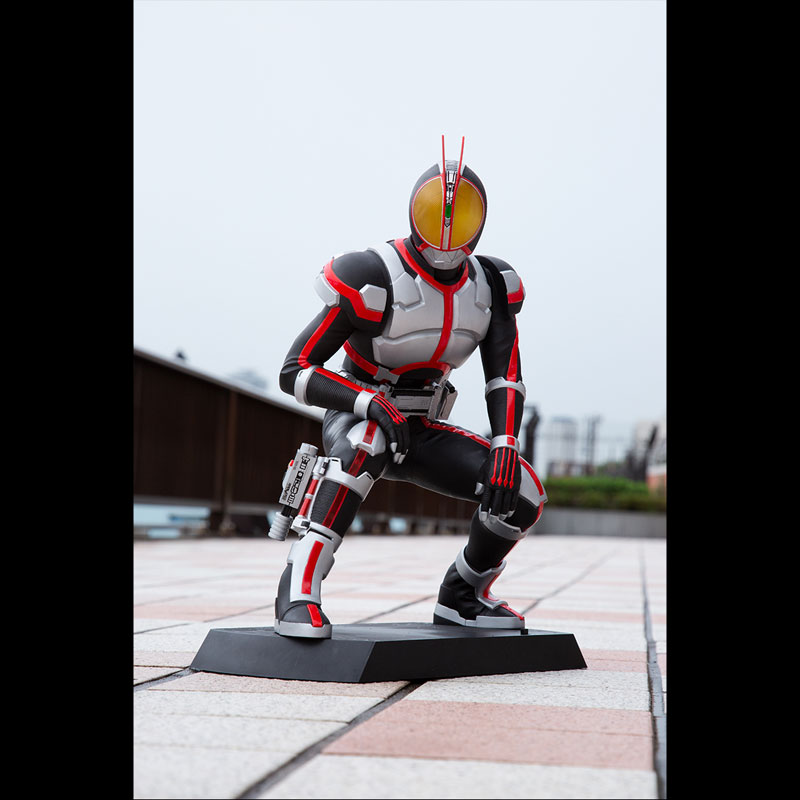 Ultimate Article Kamen Rider Faiz (MegaHouse)