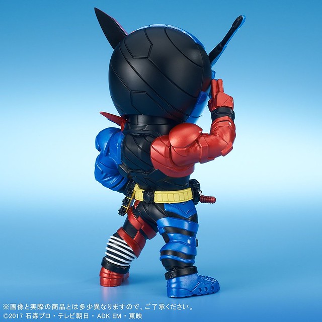 Deforeal Kamen Rider Build Rabbit Tank Form (PLEX Company)