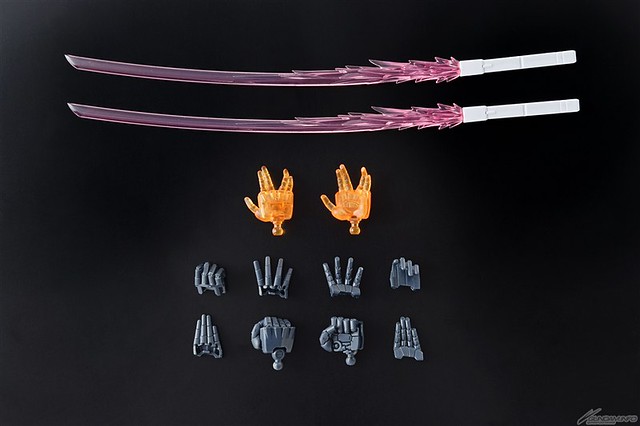 Hi-Resolution Model 1/100 God Gundam (Bandai)