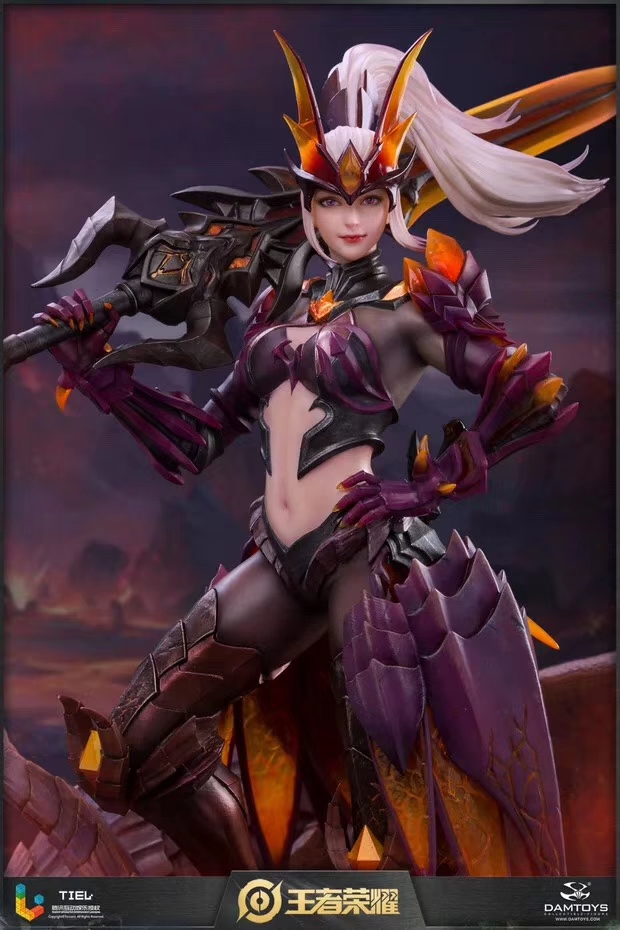 Lady of War Hua Mulan (King of Glory)