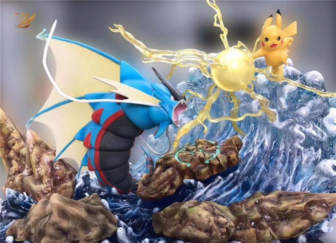 Gyarados vs Pikachu