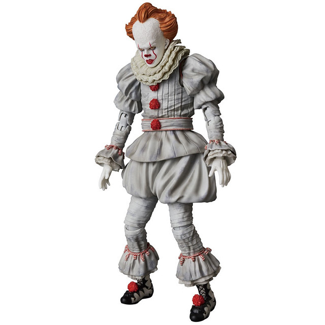 MAFEX Pennywise (IT)