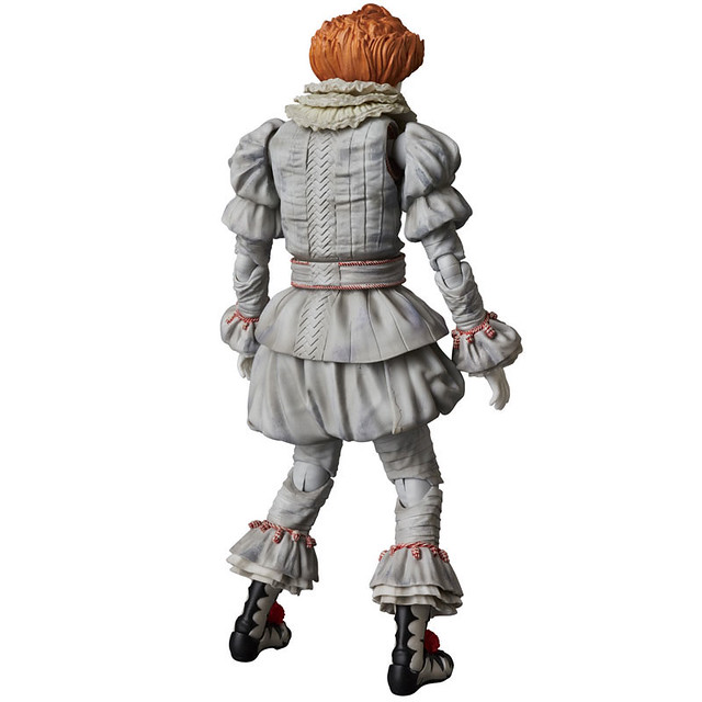 MAFEX Pennywise (IT)