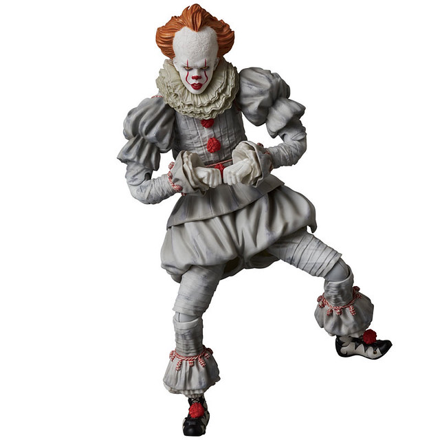 MAFEX Pennywise (IT)