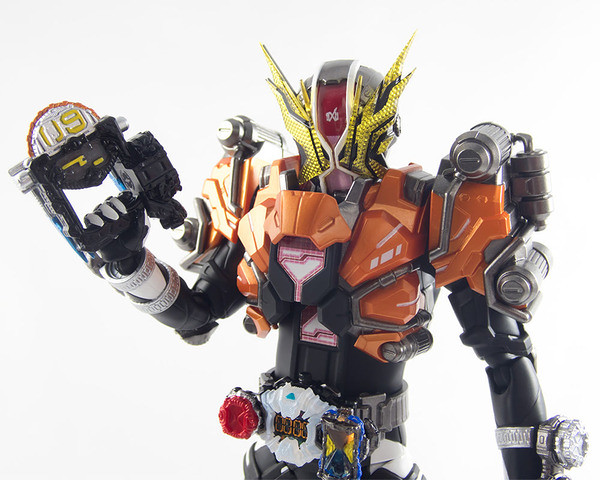 SHFiguarts Kamen Rider ZI-O Kamen Rider GEIZ REVIVE Real Savior Set