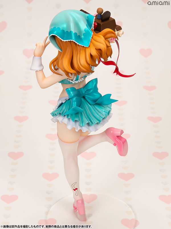 DreamTech Girls und Panzer Saori Takebe [Valentine Apron] 1/7 Complete Figure (WAVE)