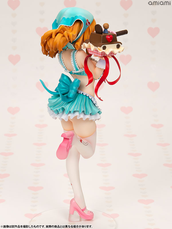 DreamTech Girls und Panzer Saori Takebe [Valentine Apron] 1/7 Complete Figure (WAVE)
