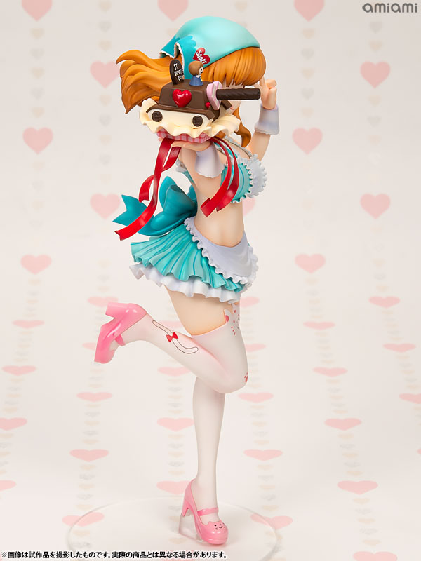 DreamTech Girls und Panzer Saori Takebe [Valentine Apron] 1/7 Complete Figure (WAVE)