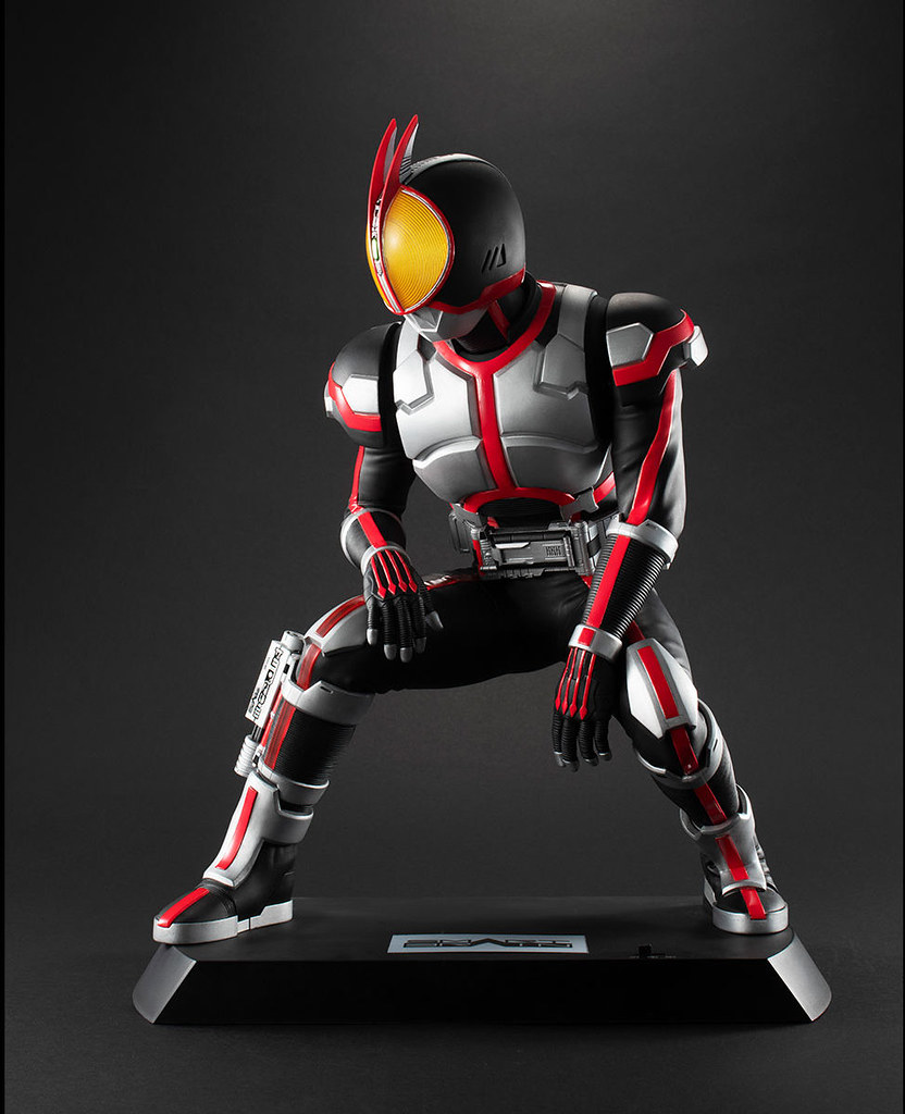 Ultimate Article Kamen Rider Faiz Exceed charge