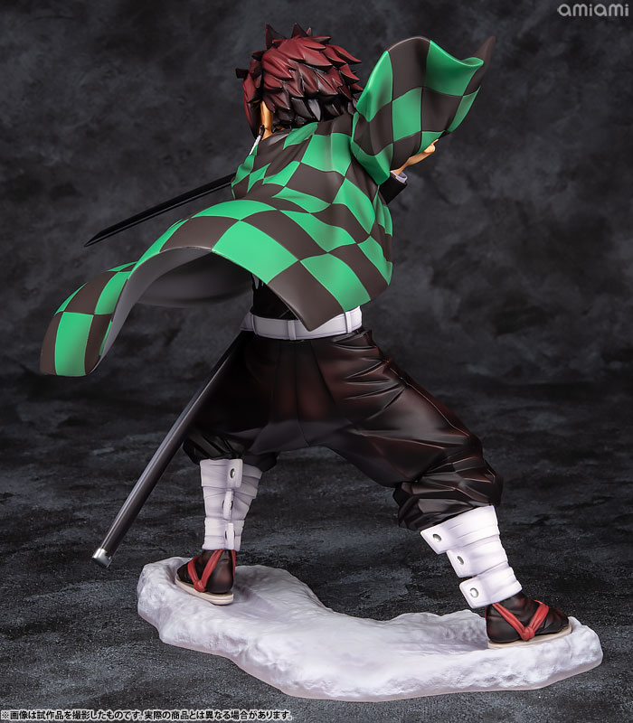 ARTFX J Kimetsu no Yaiba Tanjirou Kamado 1/8 (Kotobukiya)