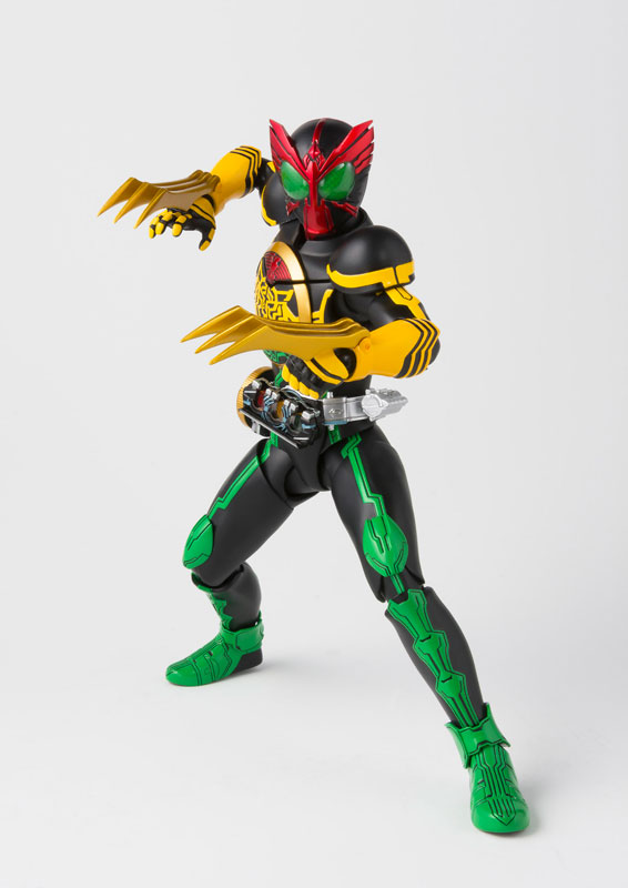 S.H.Figuarts (Shinkocchou Seihou) Kamen Rider OOO TaToBa Combo Kamen Rider OOO