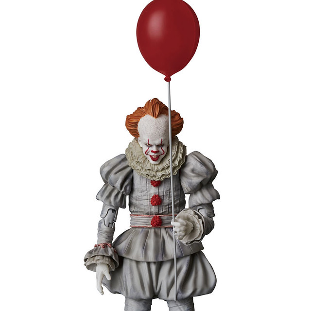 MAFEX Pennywise (IT)