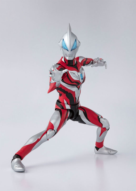 S.H.Figuarts Ultraman Geed Primitive (Bandai)