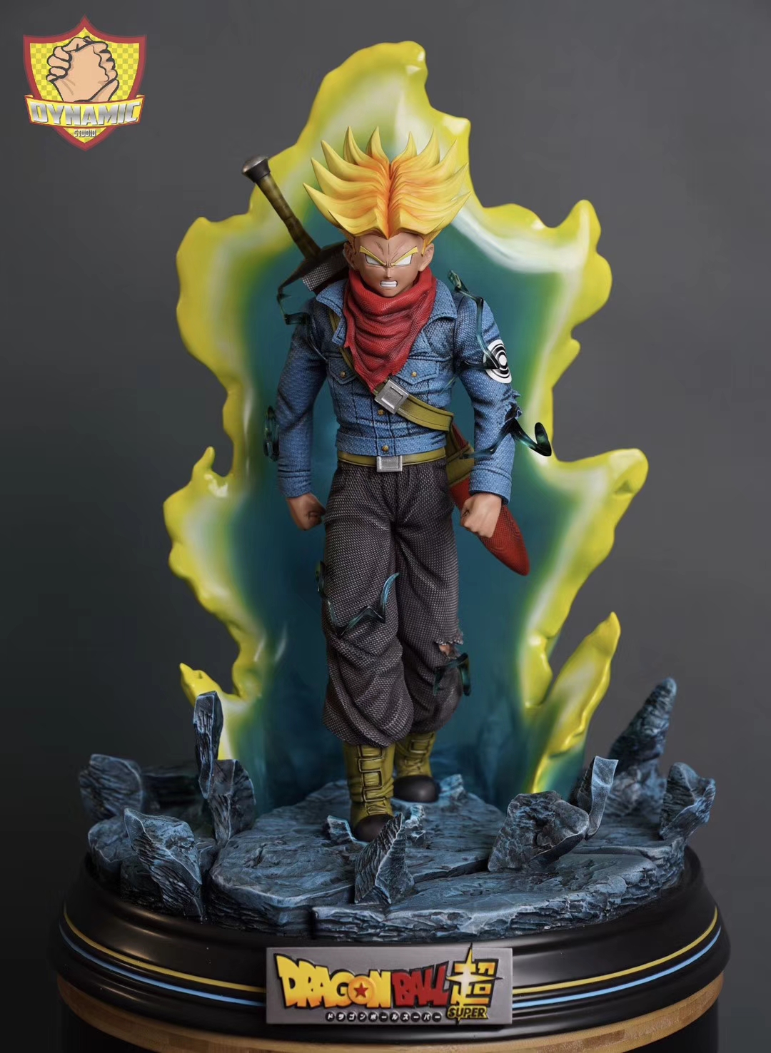 DY Studio - Trunks