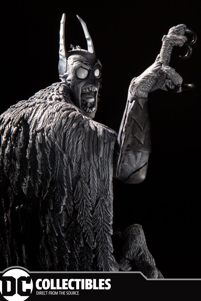 DC Collectibles BATMAN BLACK & WHITE: BATMONSTER BY GREG CAPULLO 1/10 STATUE