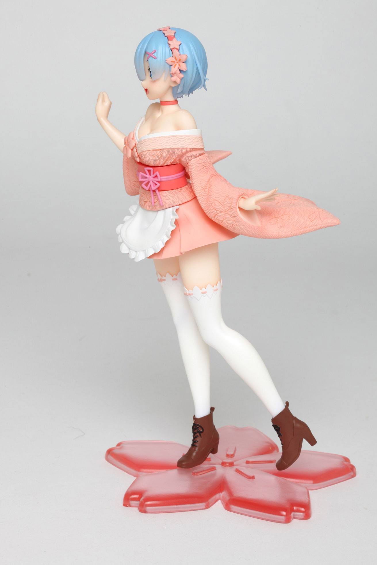Re:Zero PVC Statue Rem Sakura Ver. 23 cm