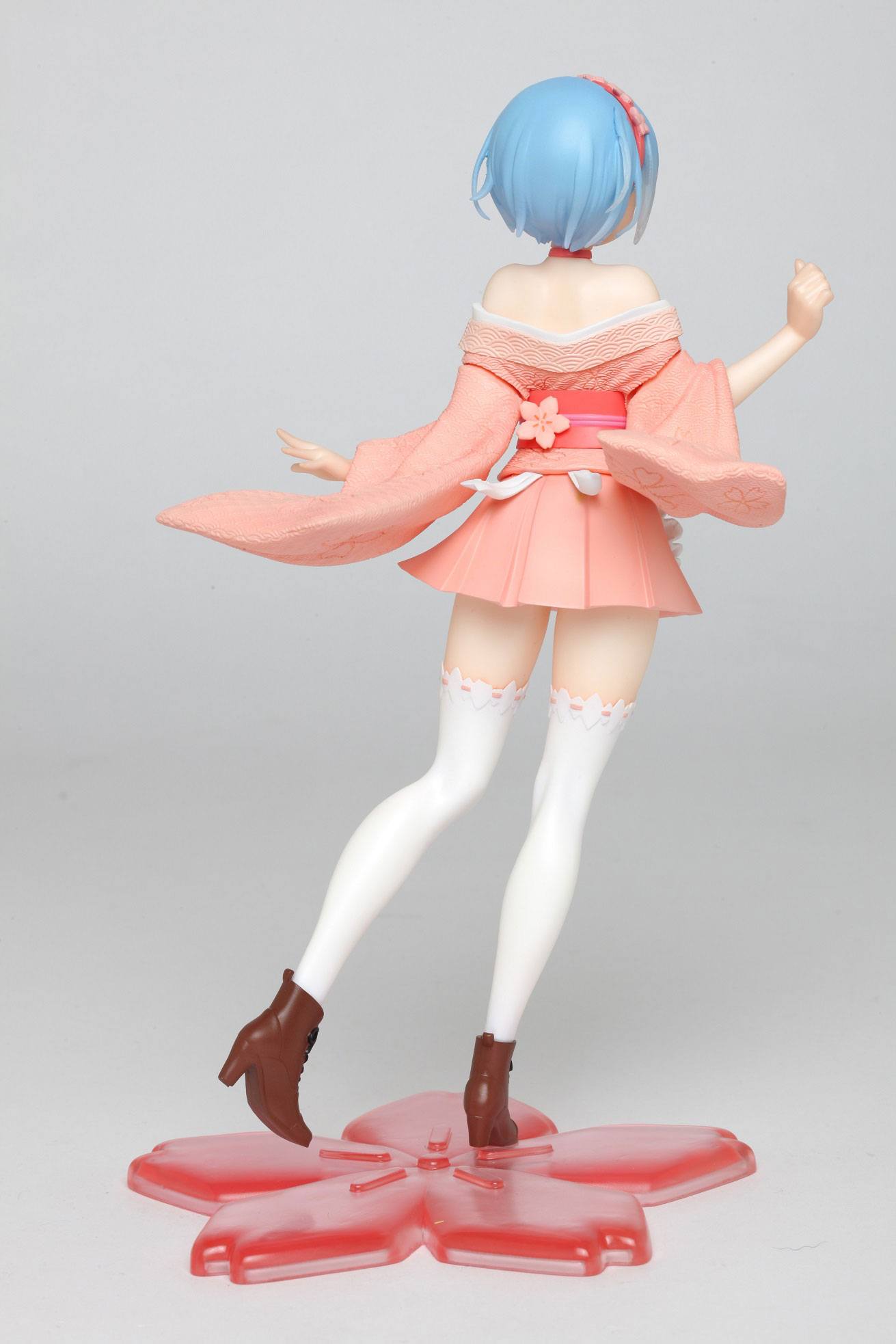 Re:Zero PVC Statue Rem Sakura Ver. 23 cm