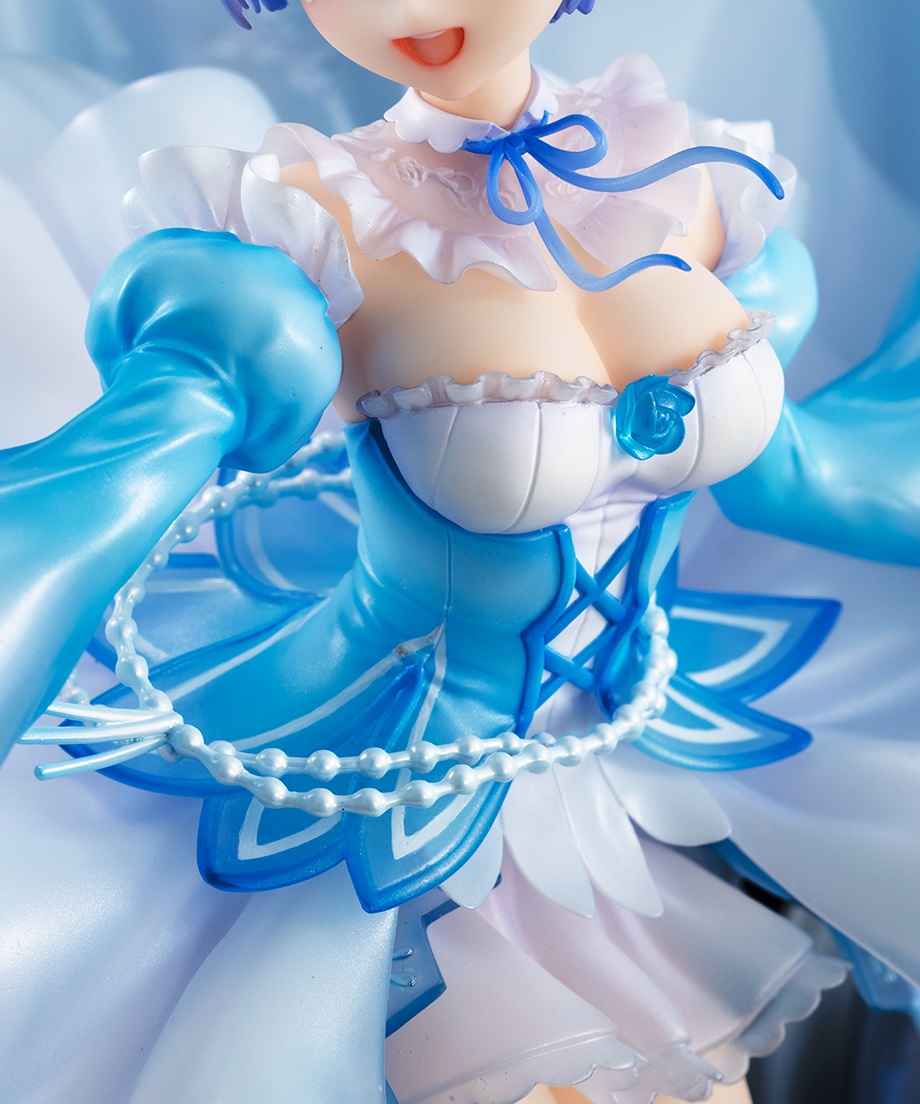 Re: ZERO - Starting Life in Another World - Rem -Crystal Dress Ver- 1/7 SHIBUYA SCRAMBLE FIGURE (eStream)