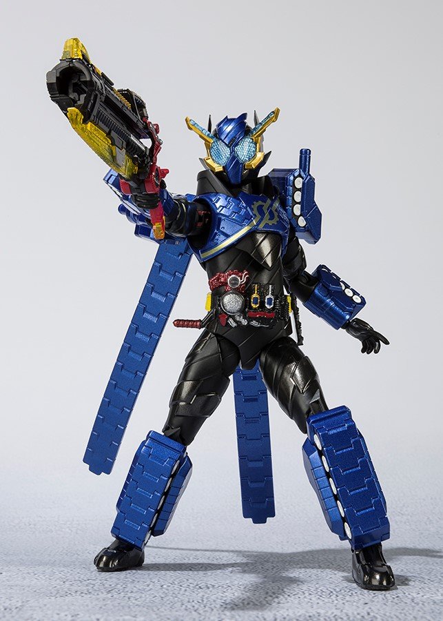 S.H. Figuarts Kamen Rider Build Tank Form (Bandai)