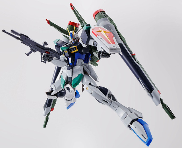 MG 1/100 Blast Impulse Gundam (Bandai)