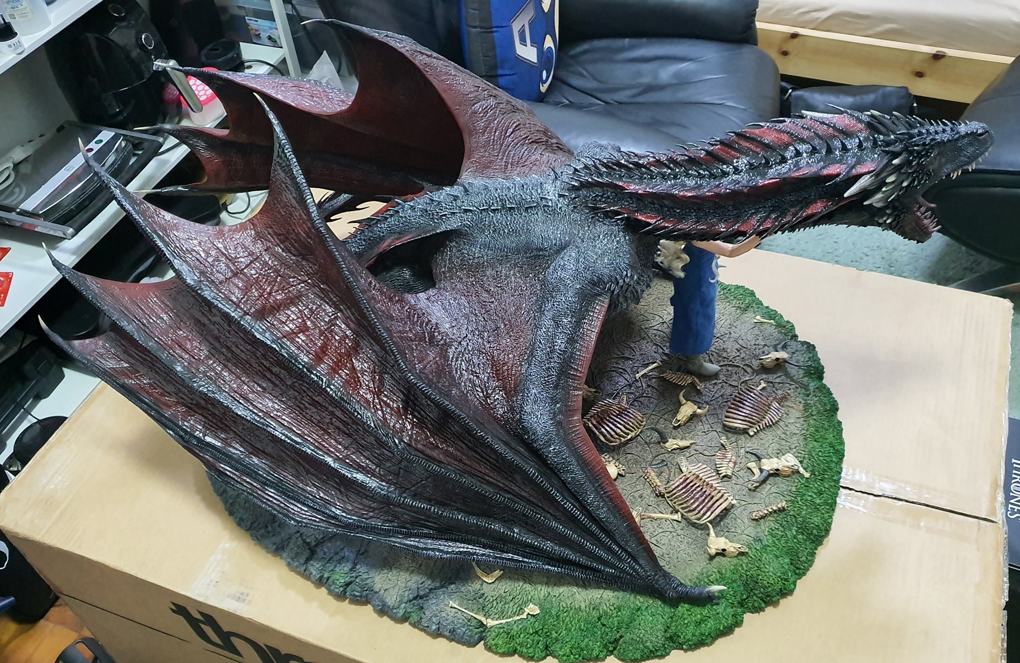 1/12 Game of Thrones Daenerys Targaryen, Mother of Dragons