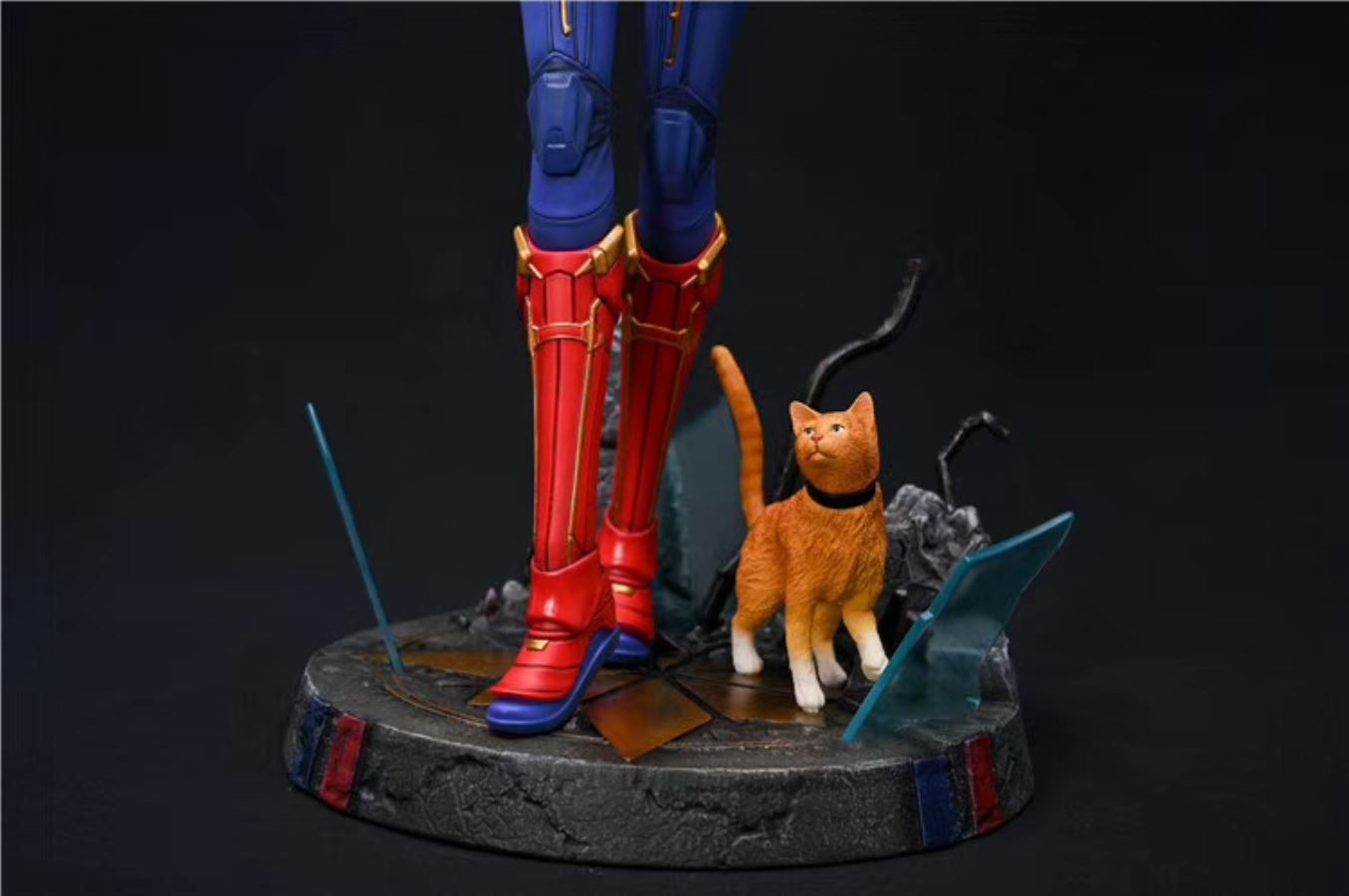 Captain Marvel Robin