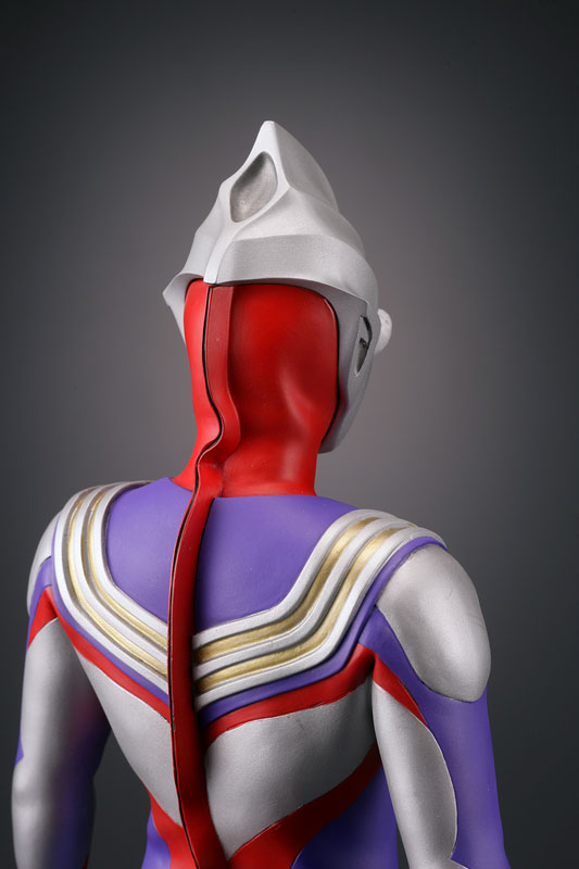 Character Classics Ultraman Tiga