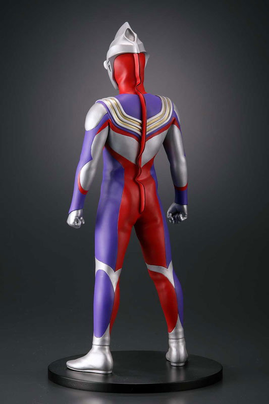 Character Classics Ultraman Tiga