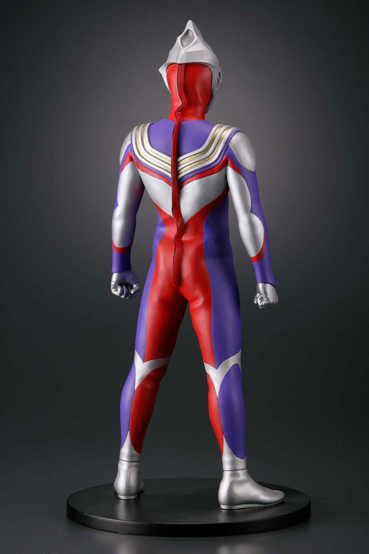 Character Classics Ultraman Tiga