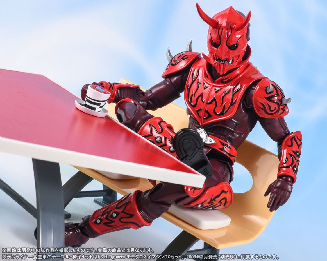 Kamen Rider Den-O - S.H.Figuarts Shincocchou Seihou Momotaros Imagin