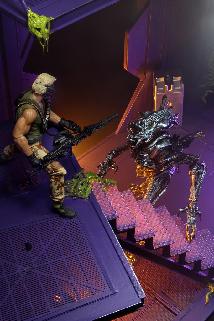 Ultimate Rhino Alien (Kenner Tribute)