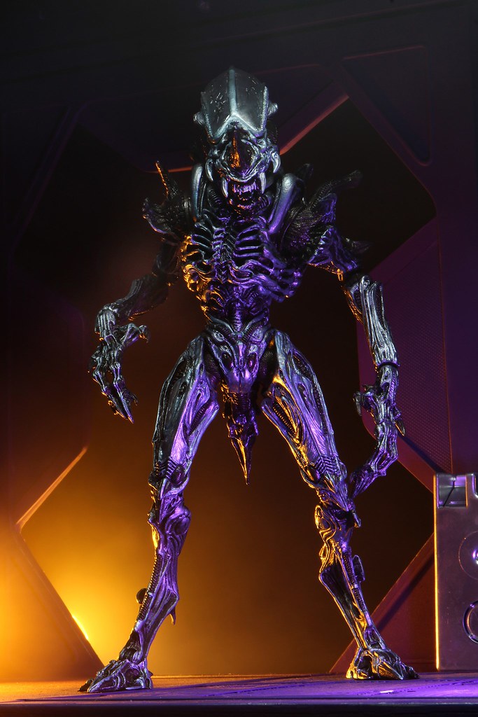 Ultimate Rhino Alien (Kenner Tribute)