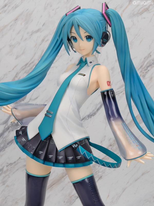 Character Vocal Series 01 Hatsune Miku V3 1/4