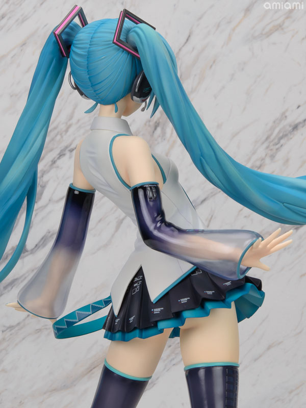 Character Vocal Series 01 Hatsune Miku V3 1/4