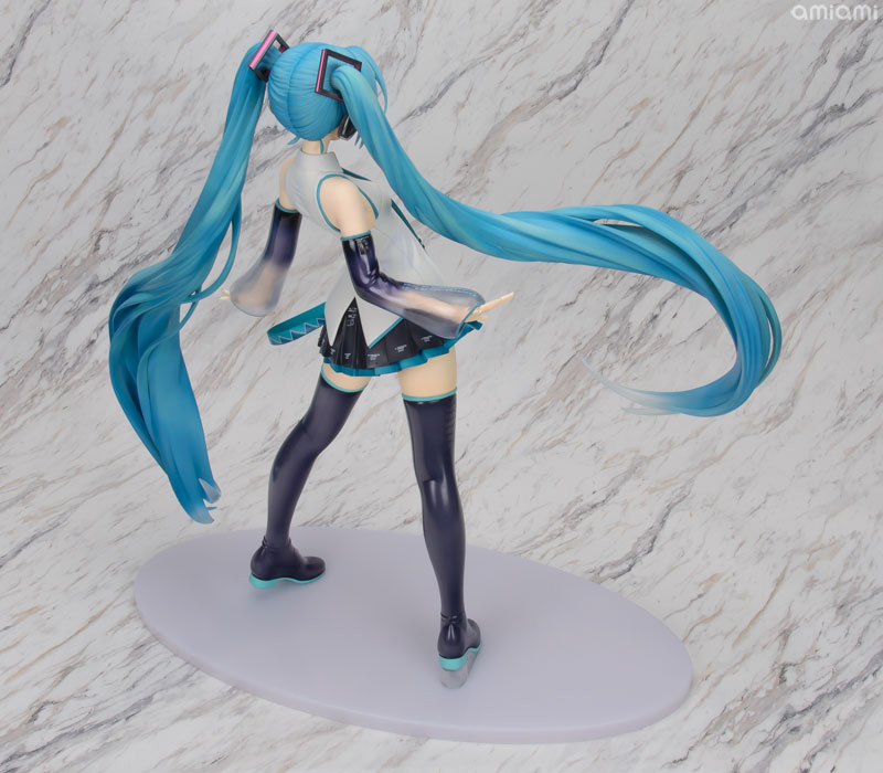 Character Vocal Series 01 Hatsune Miku V3 1/4