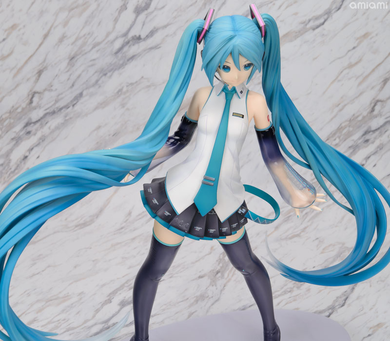 Character Vocal Series 01 Hatsune Miku V3 1/4