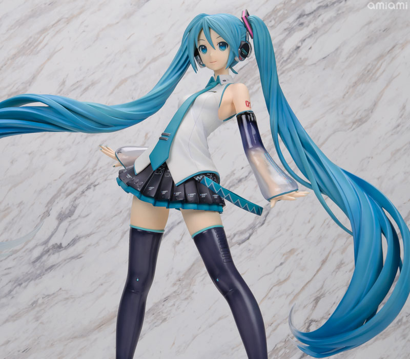 Character Vocal Series 01 Hatsune Miku V3 1/4