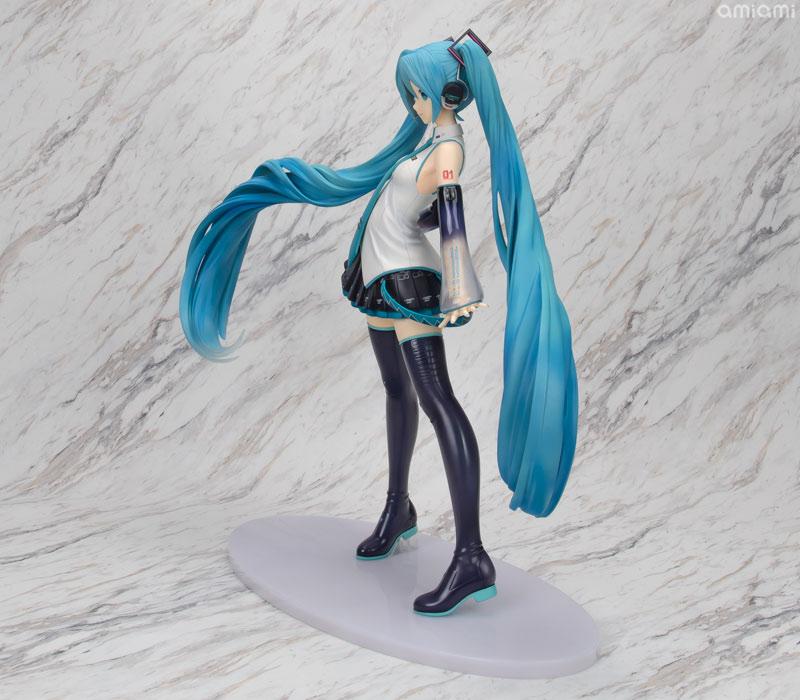 Character Vocal Series 01 Hatsune Miku V3 1/4