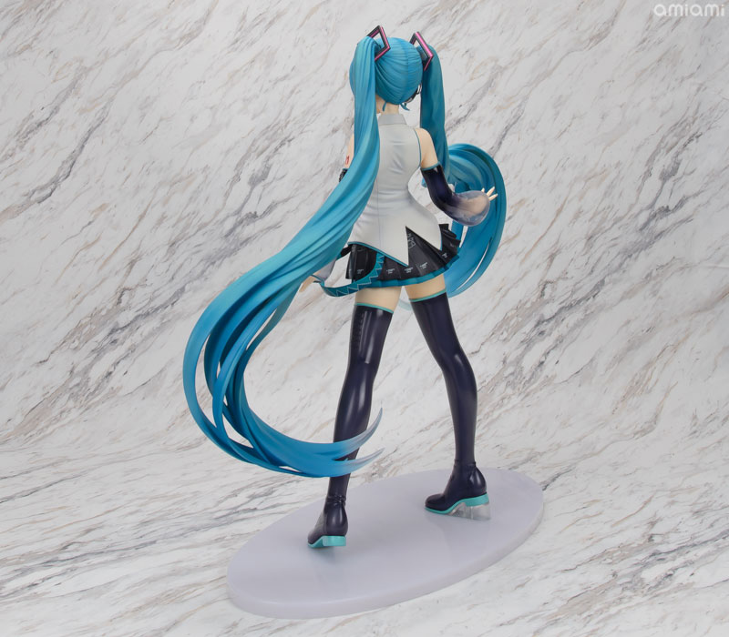 Character Vocal Series 01 Hatsune Miku V3 1/4
