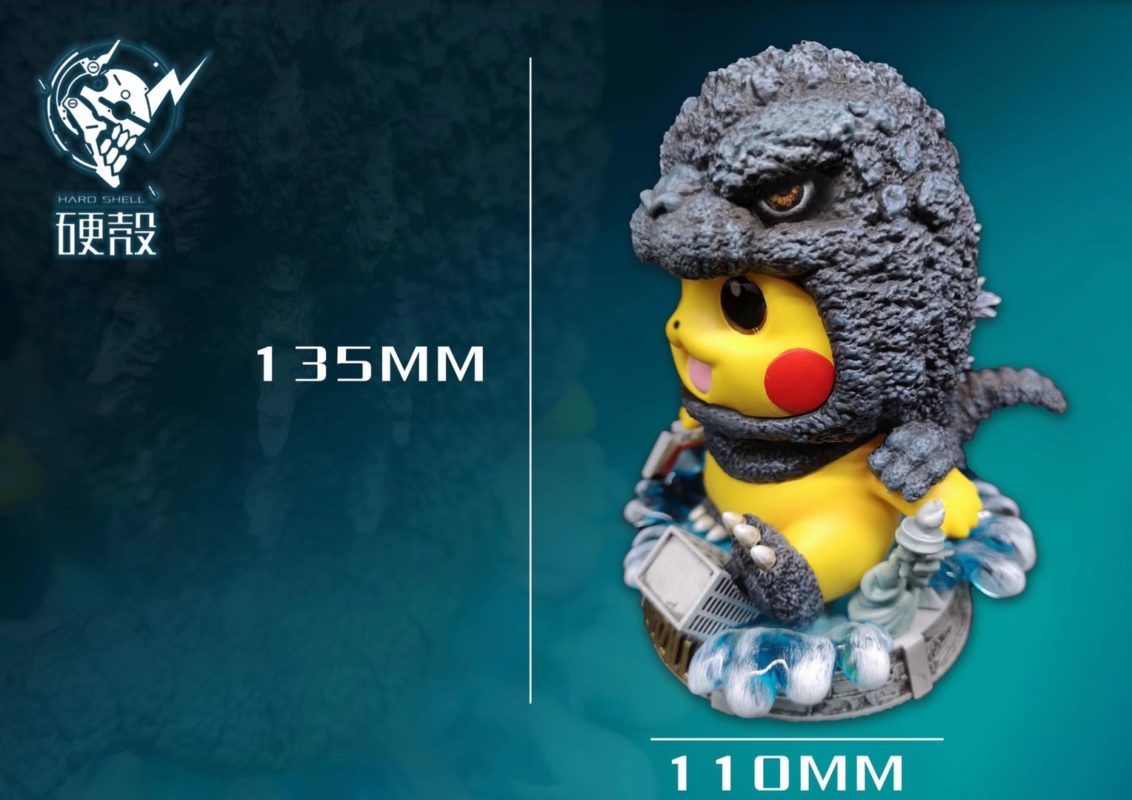 Pikachu cos Godzilla